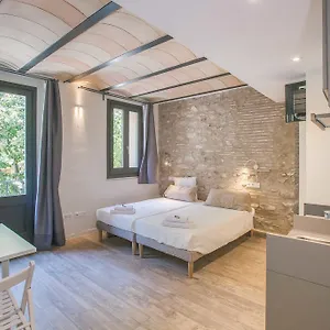 https://flateli-duplex-rambla.topcostabravahotels.com